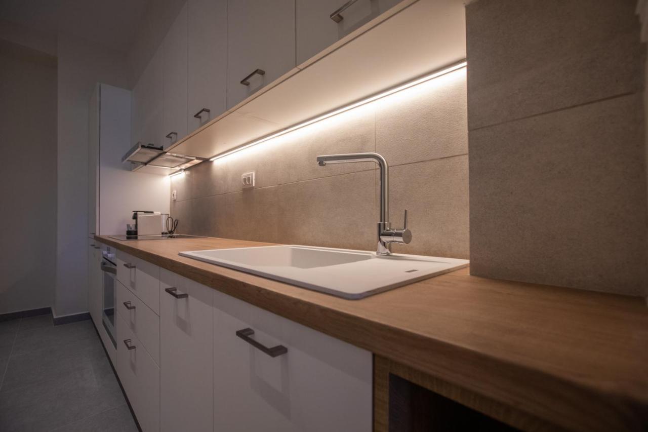 Anemelia Luxury Apartments Argostoli  Esterno foto