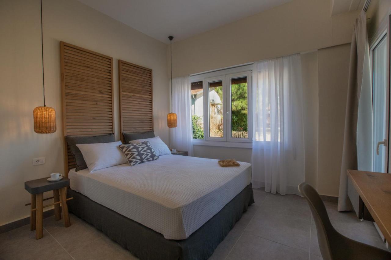 Anemelia Luxury Apartments Argostoli  Esterno foto