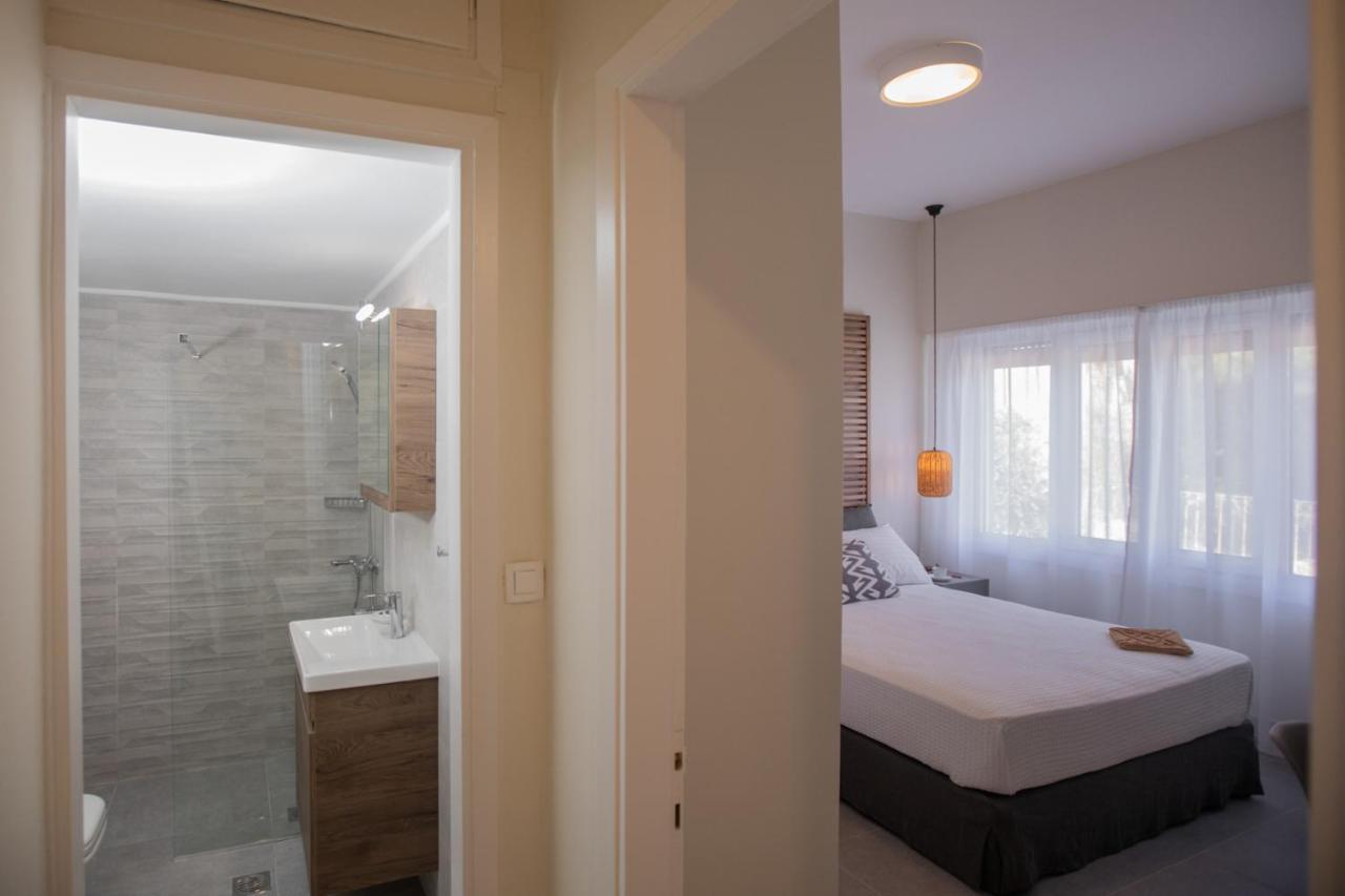 Anemelia Luxury Apartments Argostoli  Esterno foto