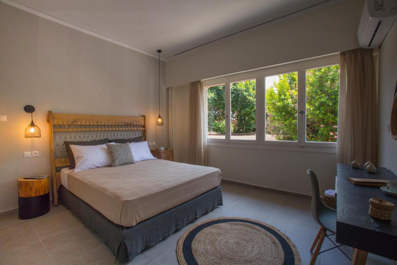 Anemelia Luxury Apartments Argostoli  Esterno foto