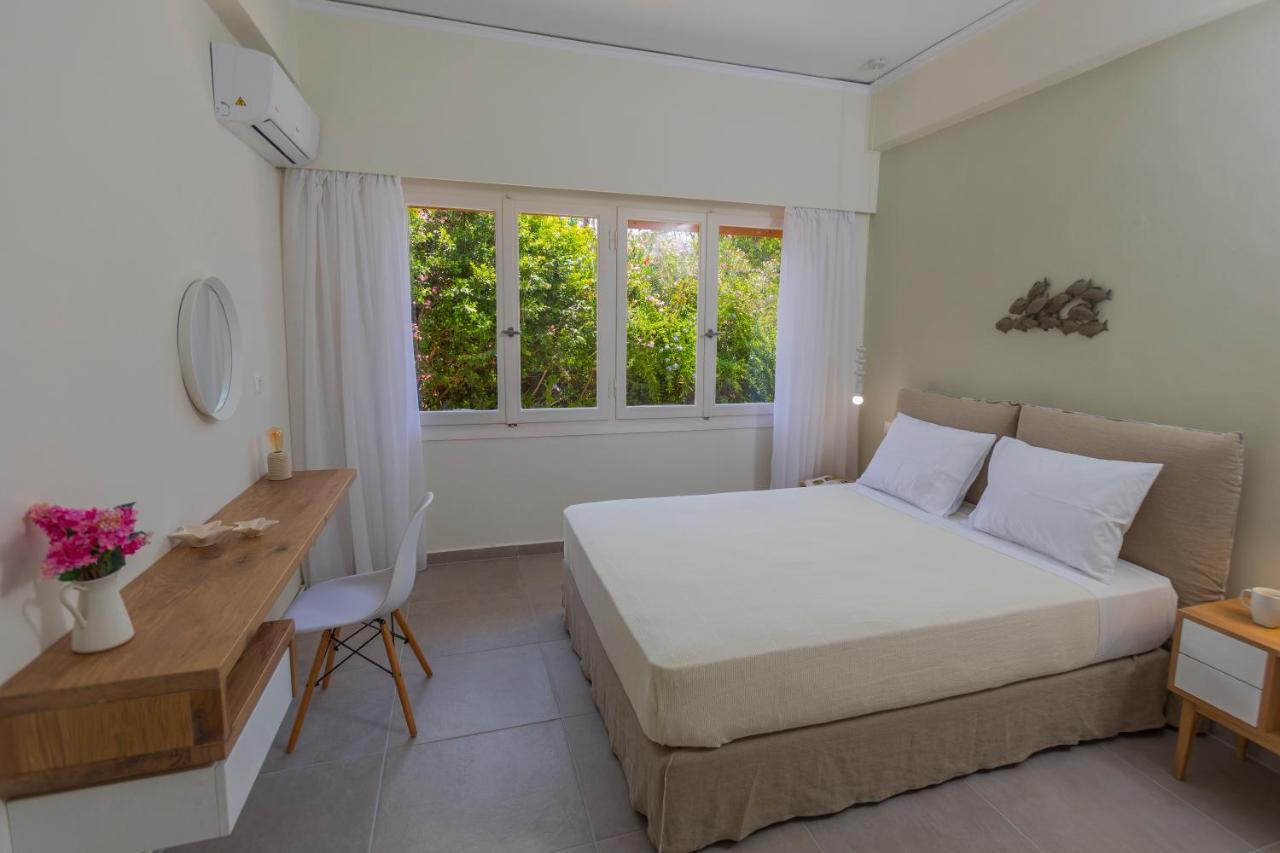 Anemelia Luxury Apartments Argostoli  Esterno foto